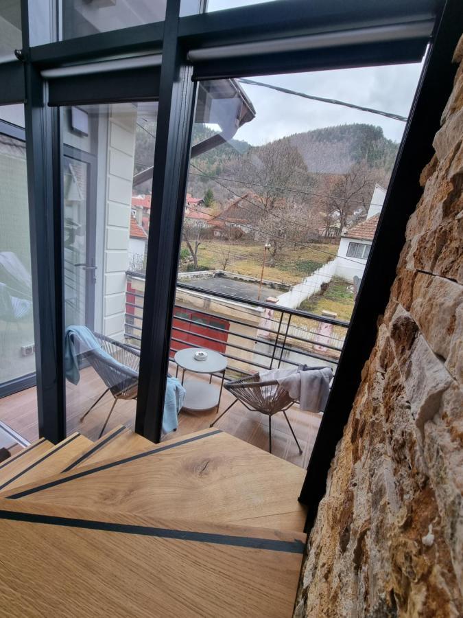 Casa Chiper - Apartament Etaj 1 Brasov Exterior photo